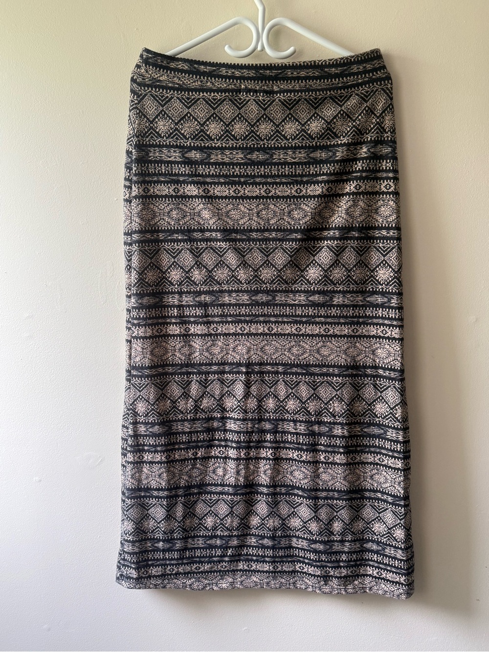 Patterned Maxi Skirt in Black and Cream